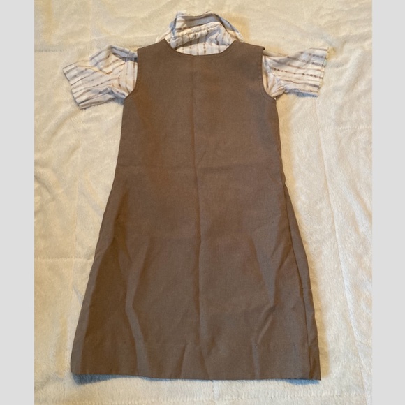 VINTAGE RARE 1973 GIRL SCOUTS BROWNIES UNIFORM! - Picture 9 of 10